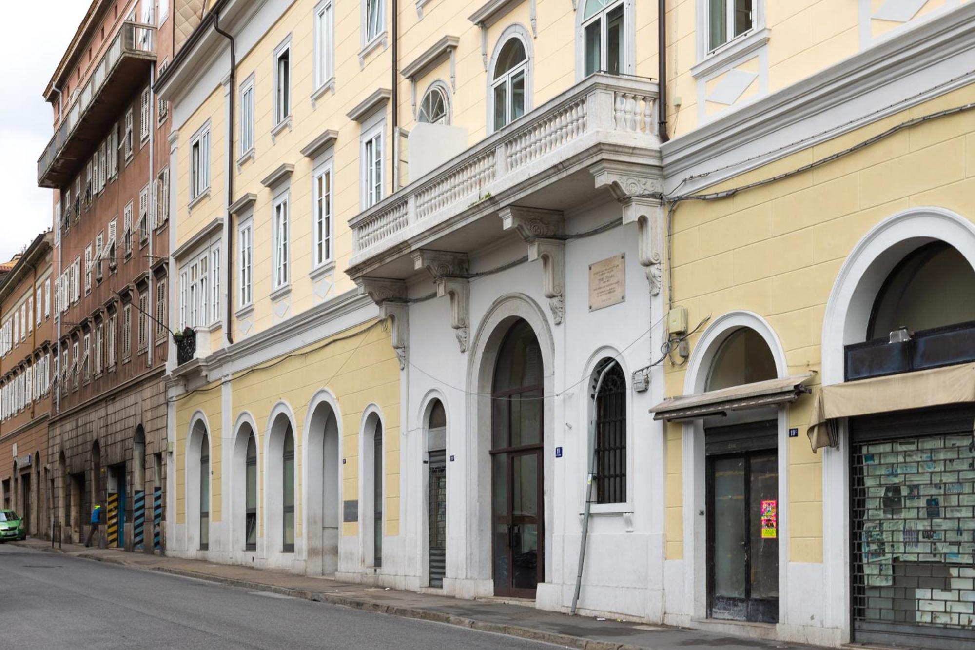 Arcobaleno Trieste Via Udine 19 Exterior photo